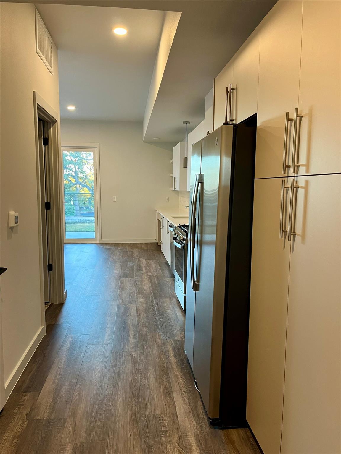 4004 Banister Ln # 106, Austin, TX 78704