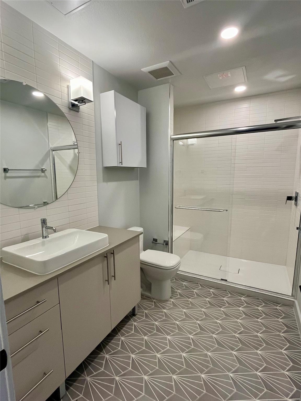 4004 Banister Ln # 106, Austin, TX 78704