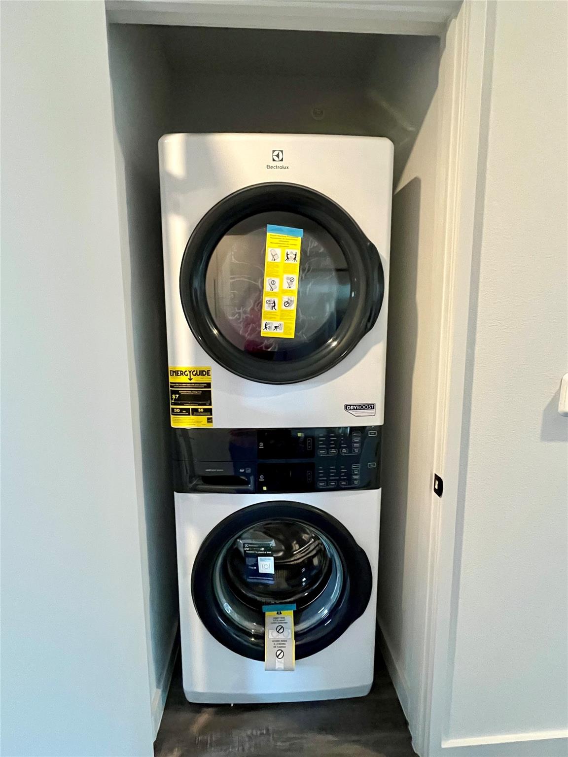 4004 Banister Ln # 106, Austin, TX 78704