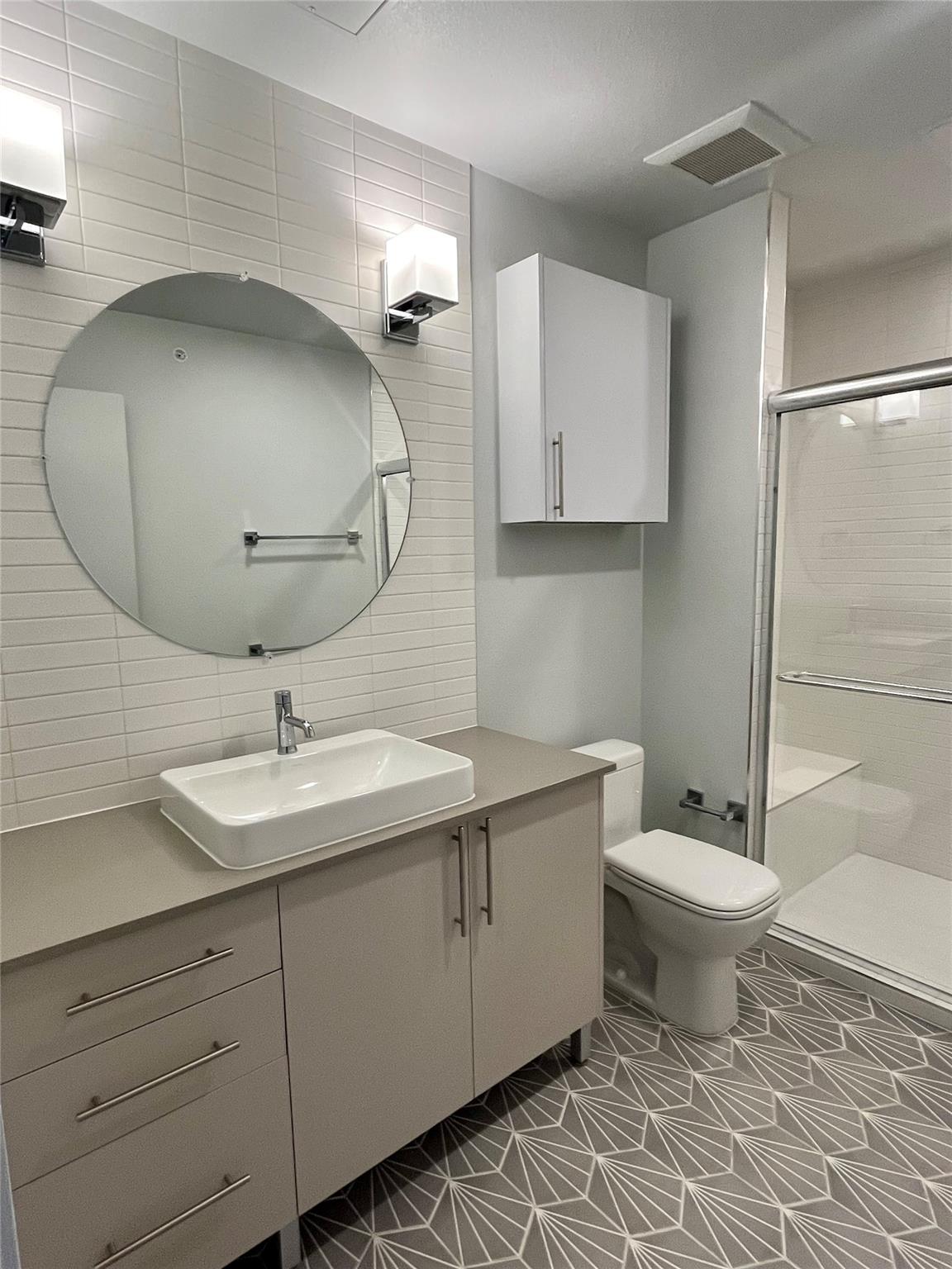 4004 Banister Ln # 106, Austin, TX 78704