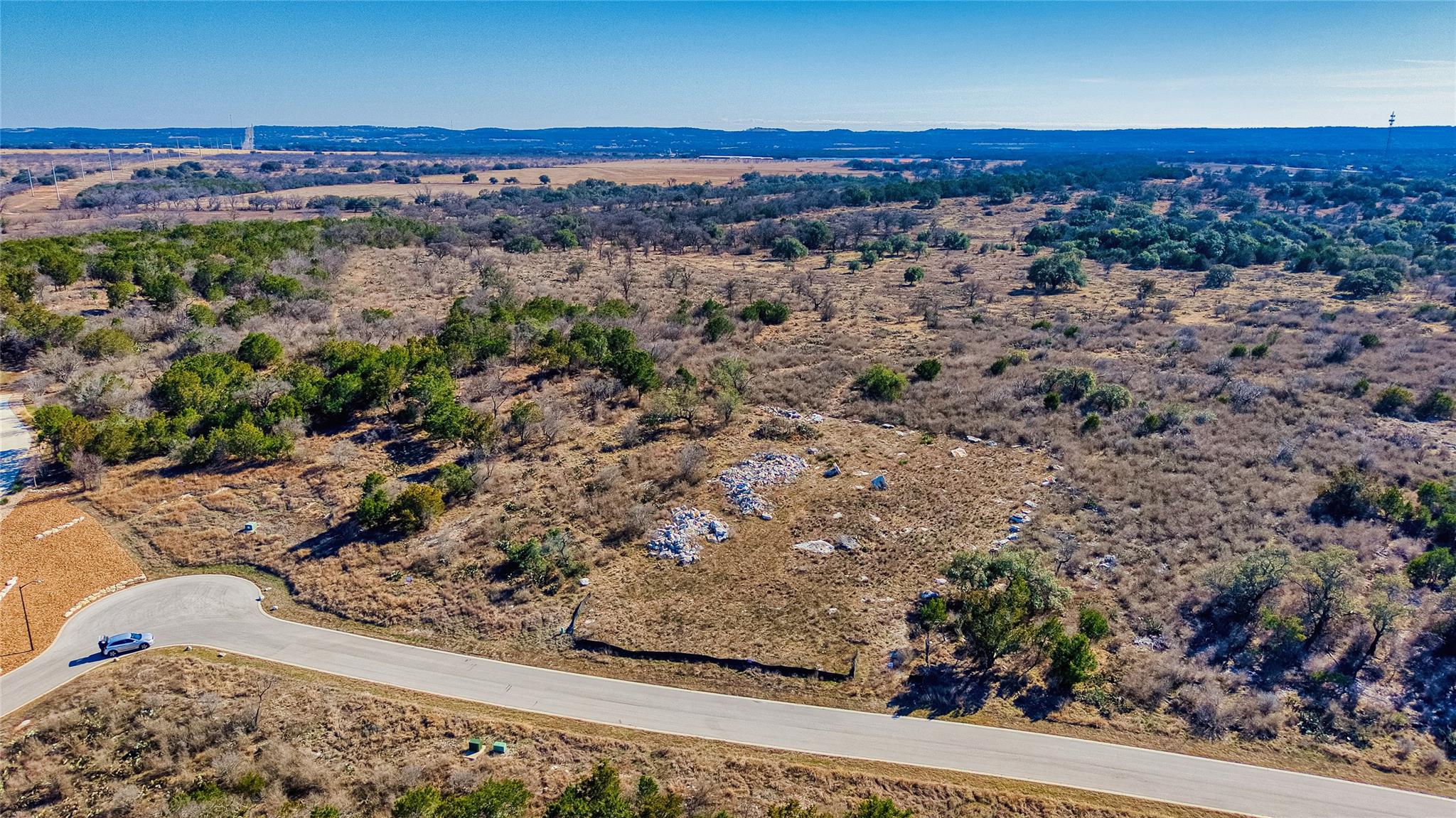 313 Eagle Basin Cir, Spicewood, TX 78669