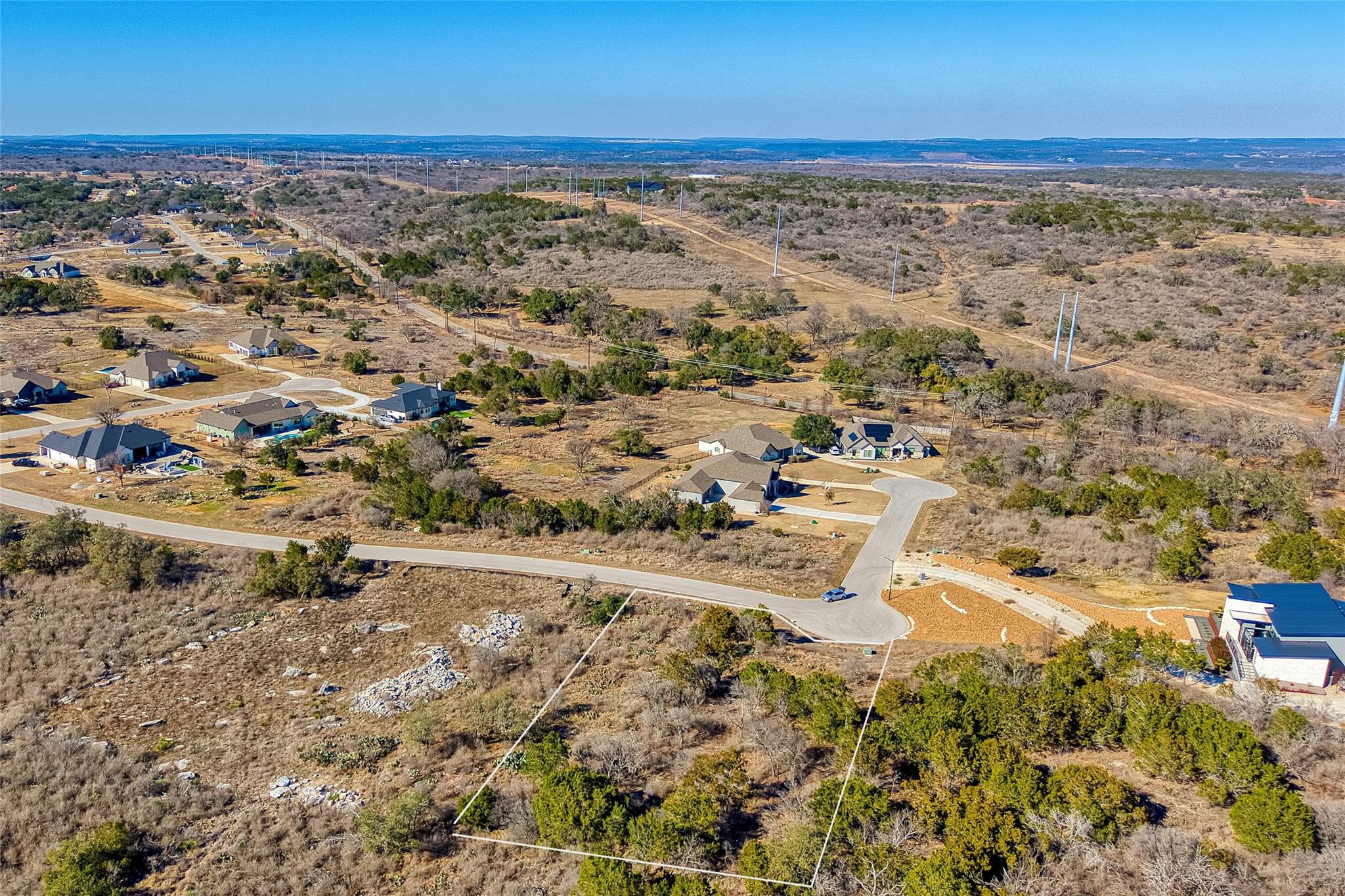 313 Eagle Basin Cir, Spicewood, TX 78669