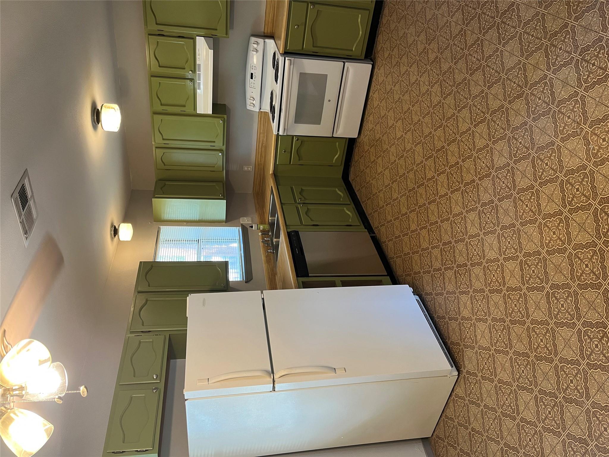 705 Guadalimar St, Lockhart, TX 78644