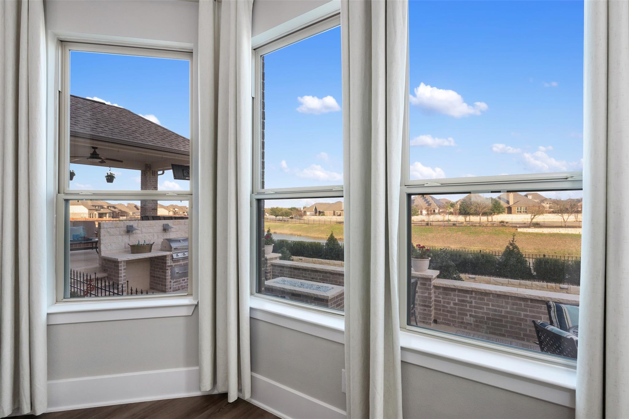 2116 Ambling Trl, Georgetown, TX 78628