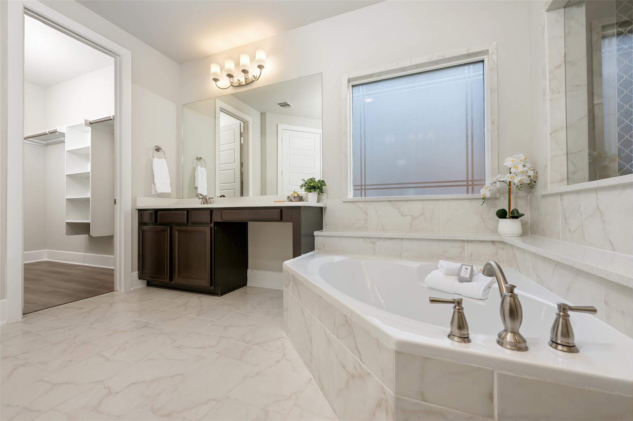 2116 Ambling Trl, Georgetown, TX 78628