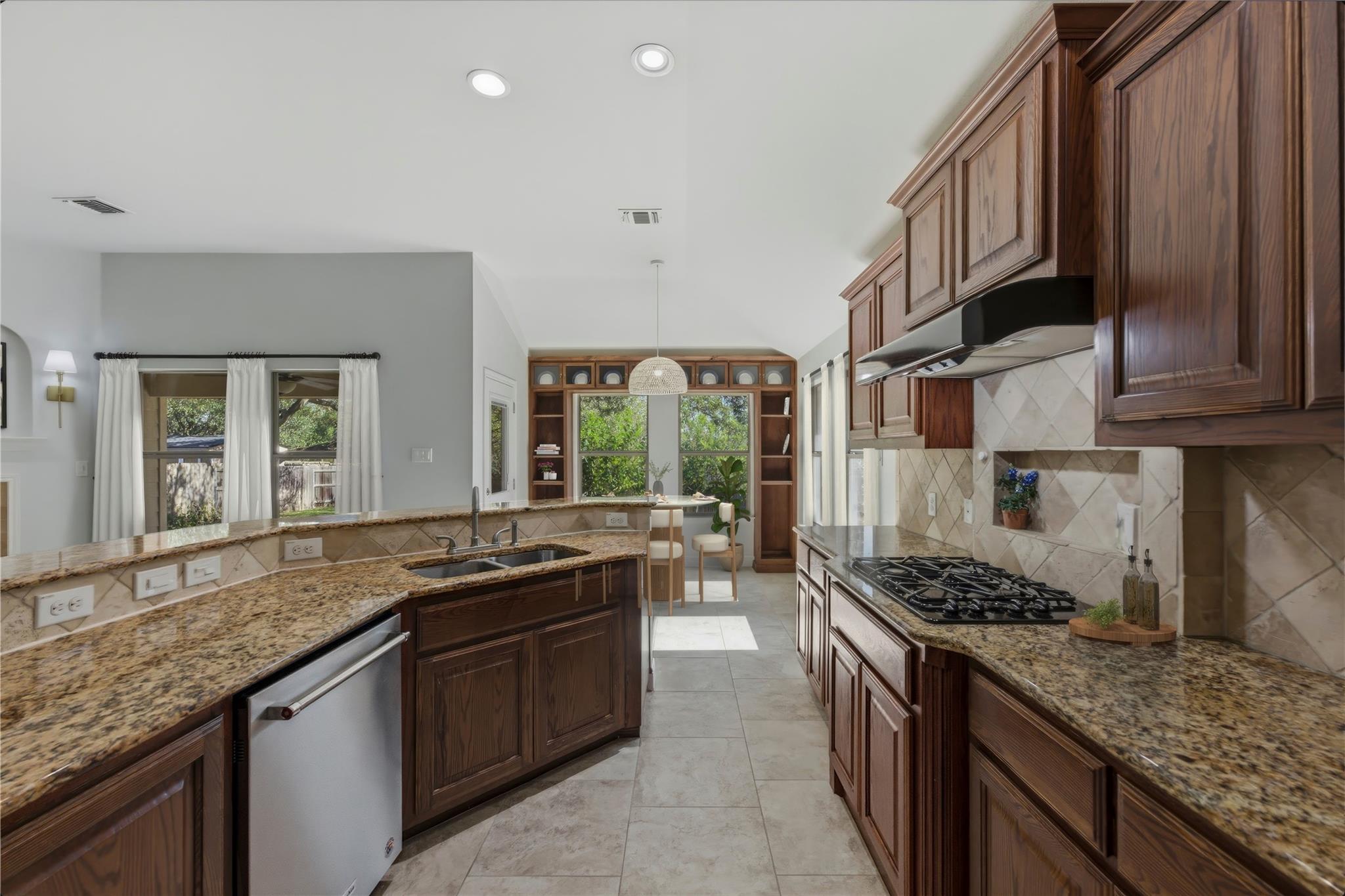 150 Saint Richie Ln, Austin, TX 78737