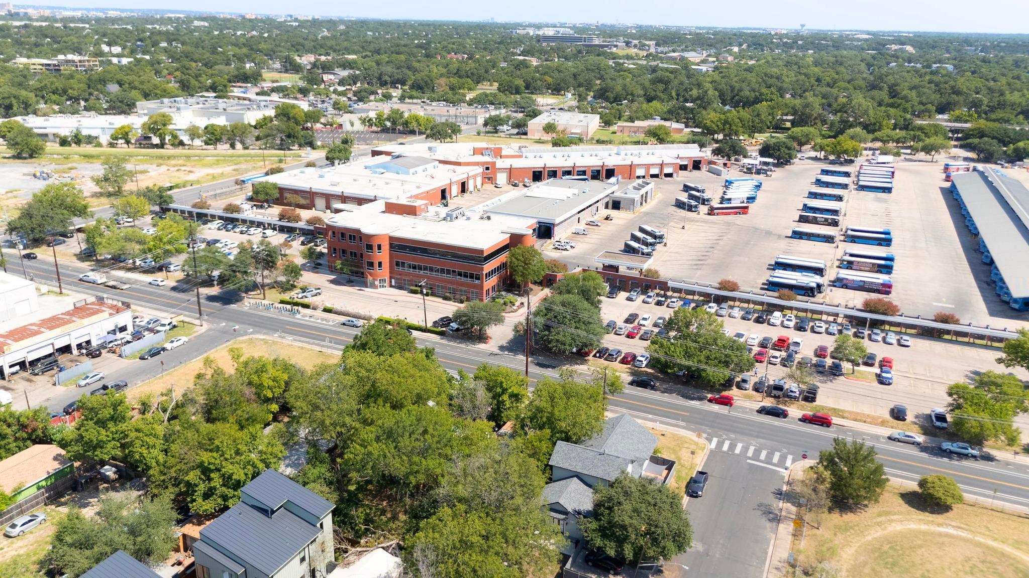 2909 E 5th St, Austin, TX 78702