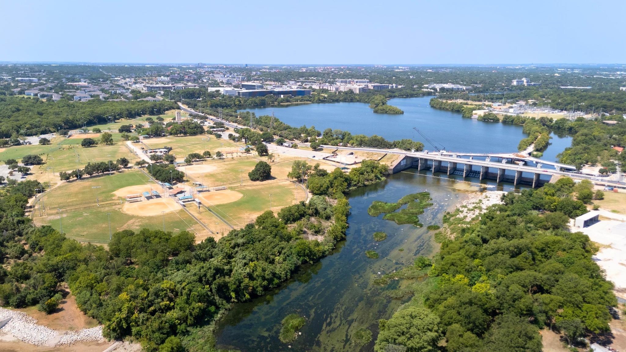 2907 E 5th St, Austin, TX 78702