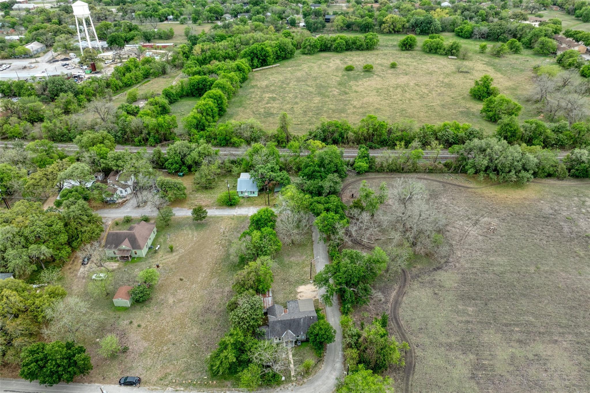 1006 Proctor St, Lockhart, TX 78644