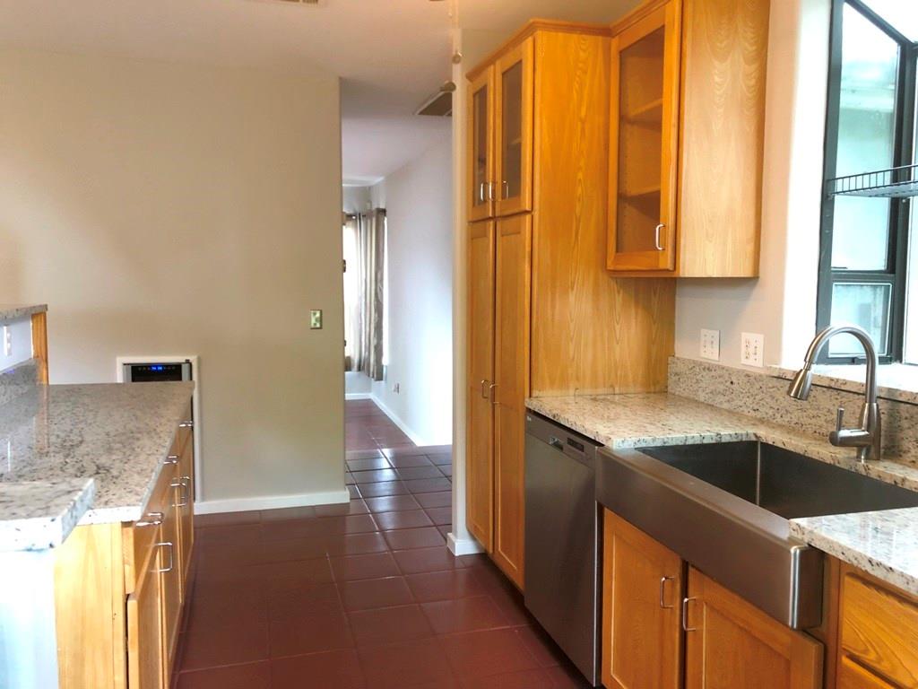 2202 East Side Dr, Austin, TX 78704