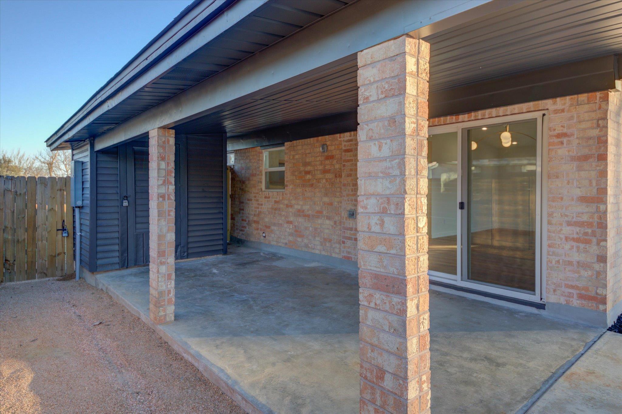 1719 Meander Dr, Austin, TX 78721