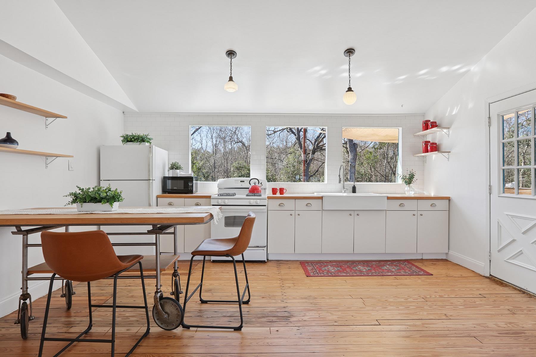 5603 Harold Ct, Austin, TX 78721