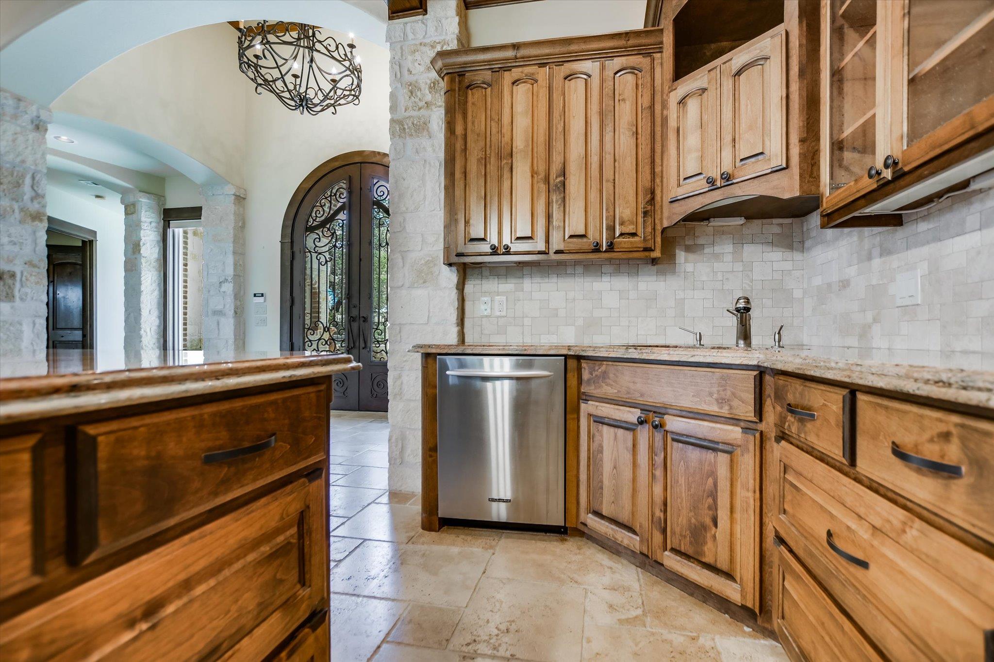 1608 Golden Nugget, Horseshoe Bay, TX 78657