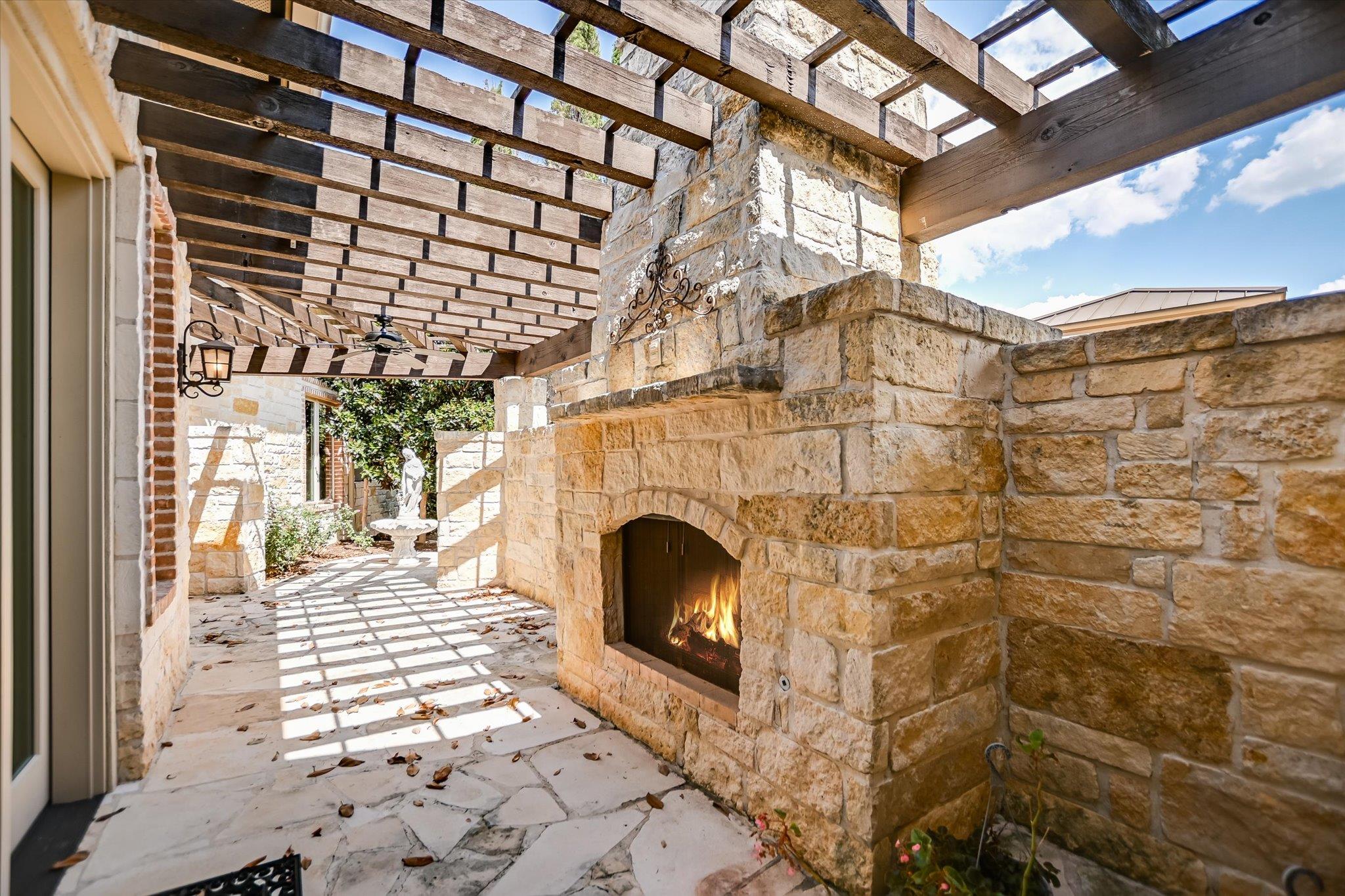 1608 Golden Nugget, Horseshoe Bay, TX 78657