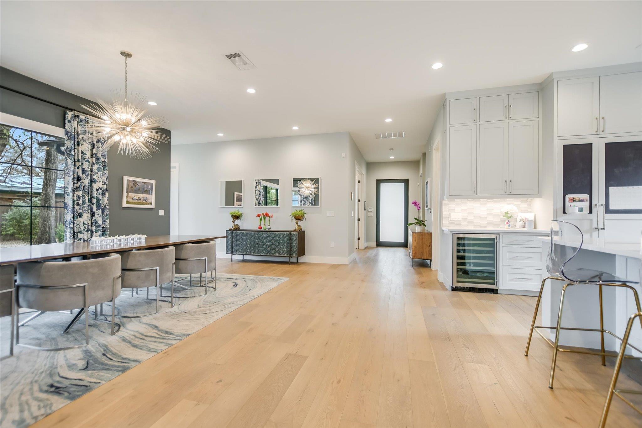 2311 Westoak Dr, Austin, TX 78704