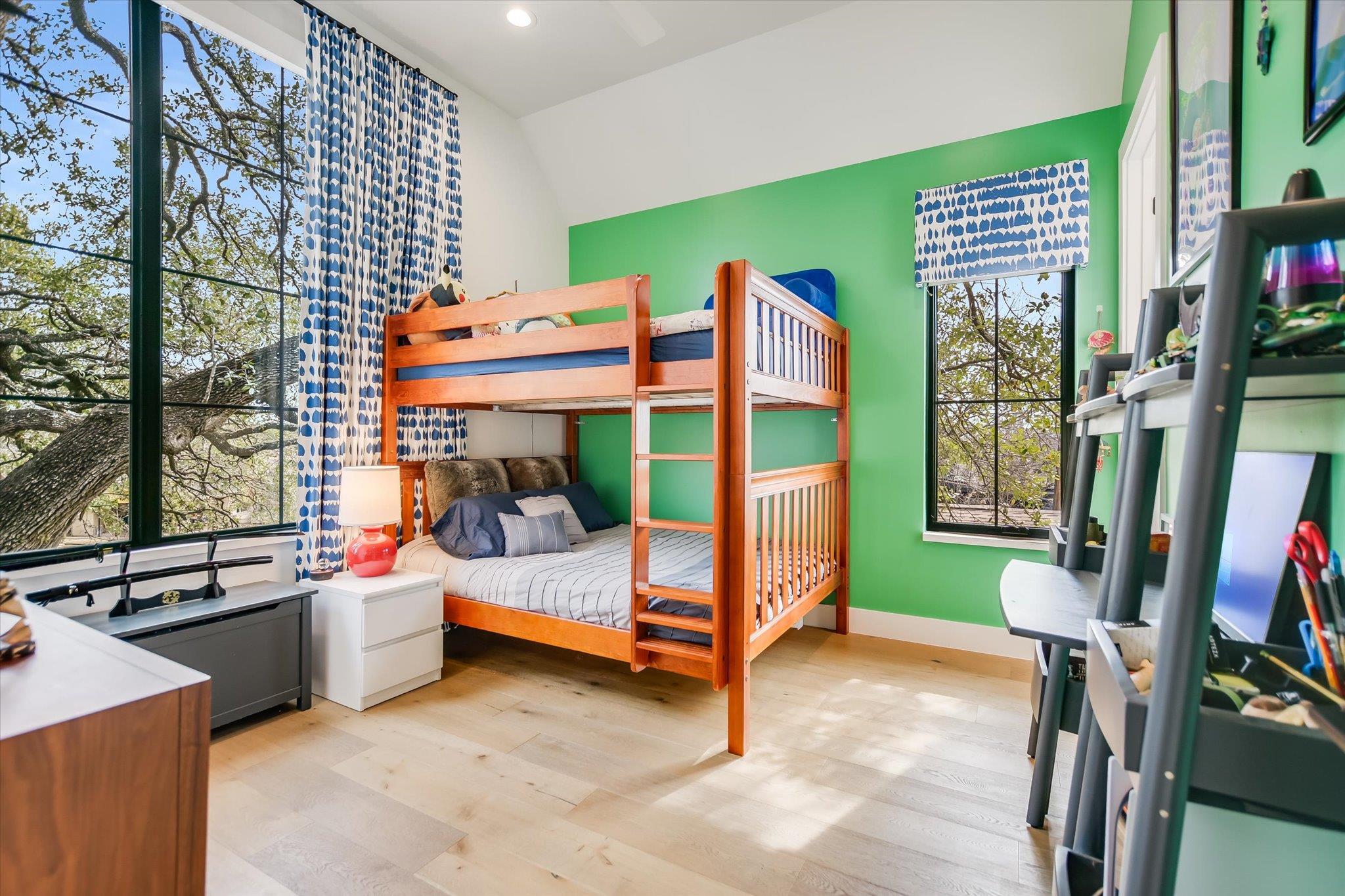 2311 Westoak Dr, Austin, TX 78704