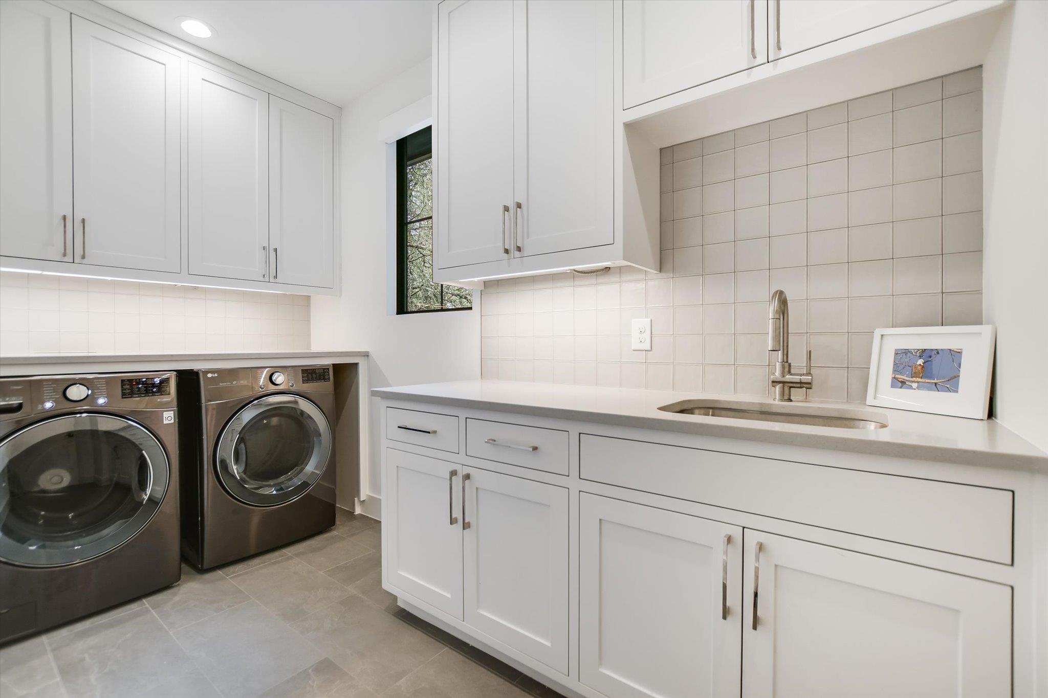 2311 Westoak Dr, Austin, TX 78704