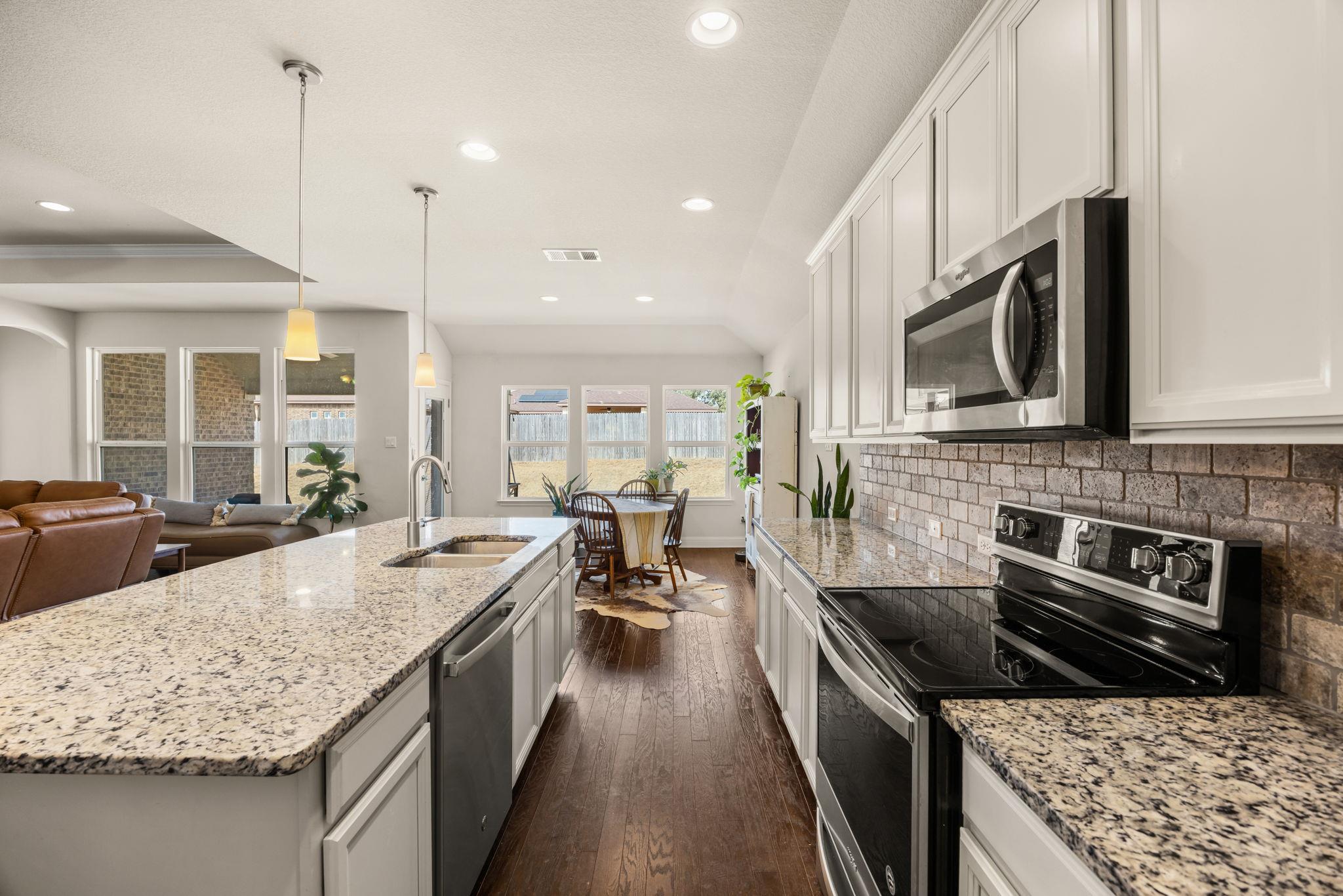 6205 Tanzanite Dr, Killeen, TX 76542