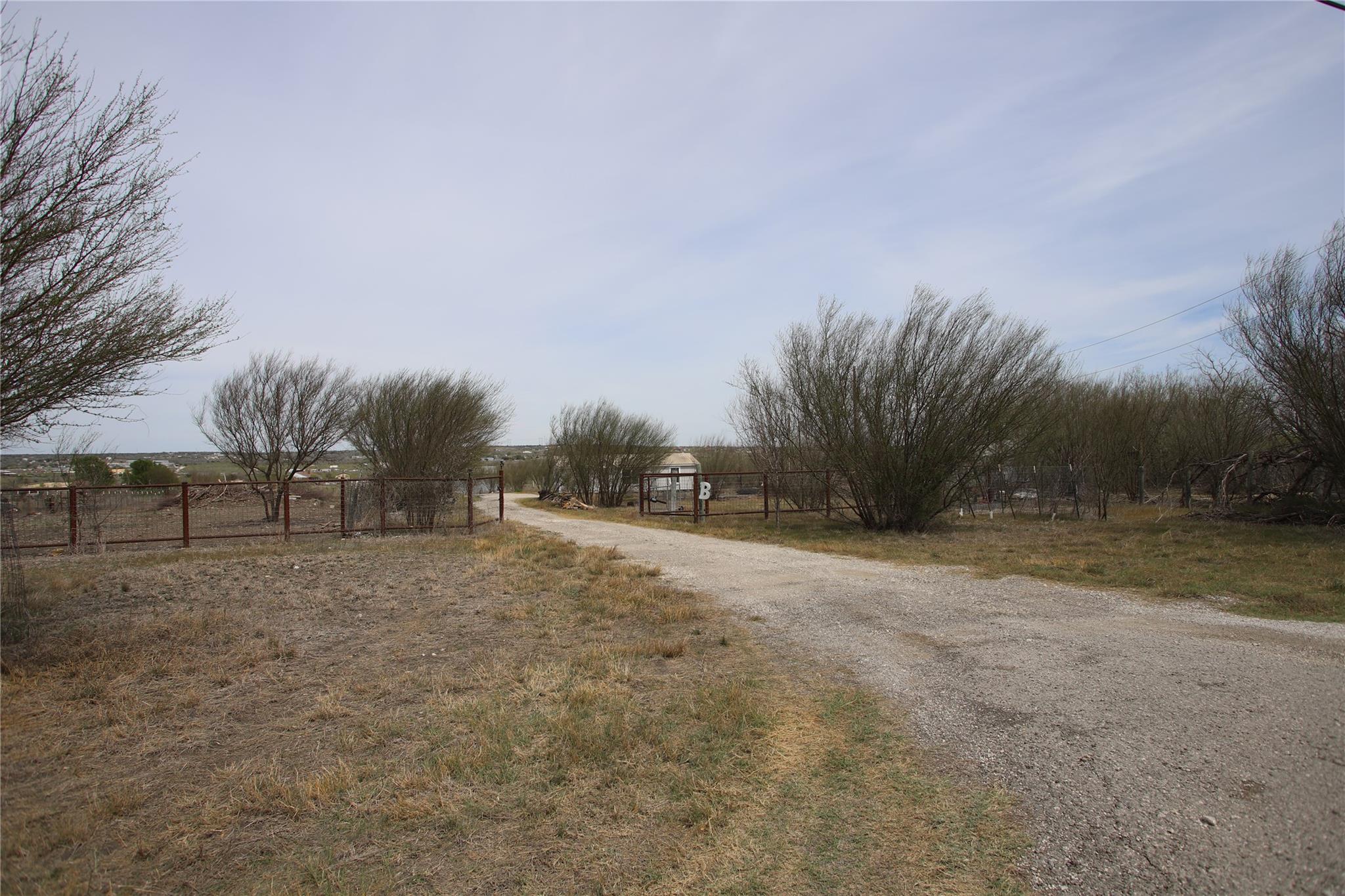 1205 Graef Rd # B, Kyle, TX 78640