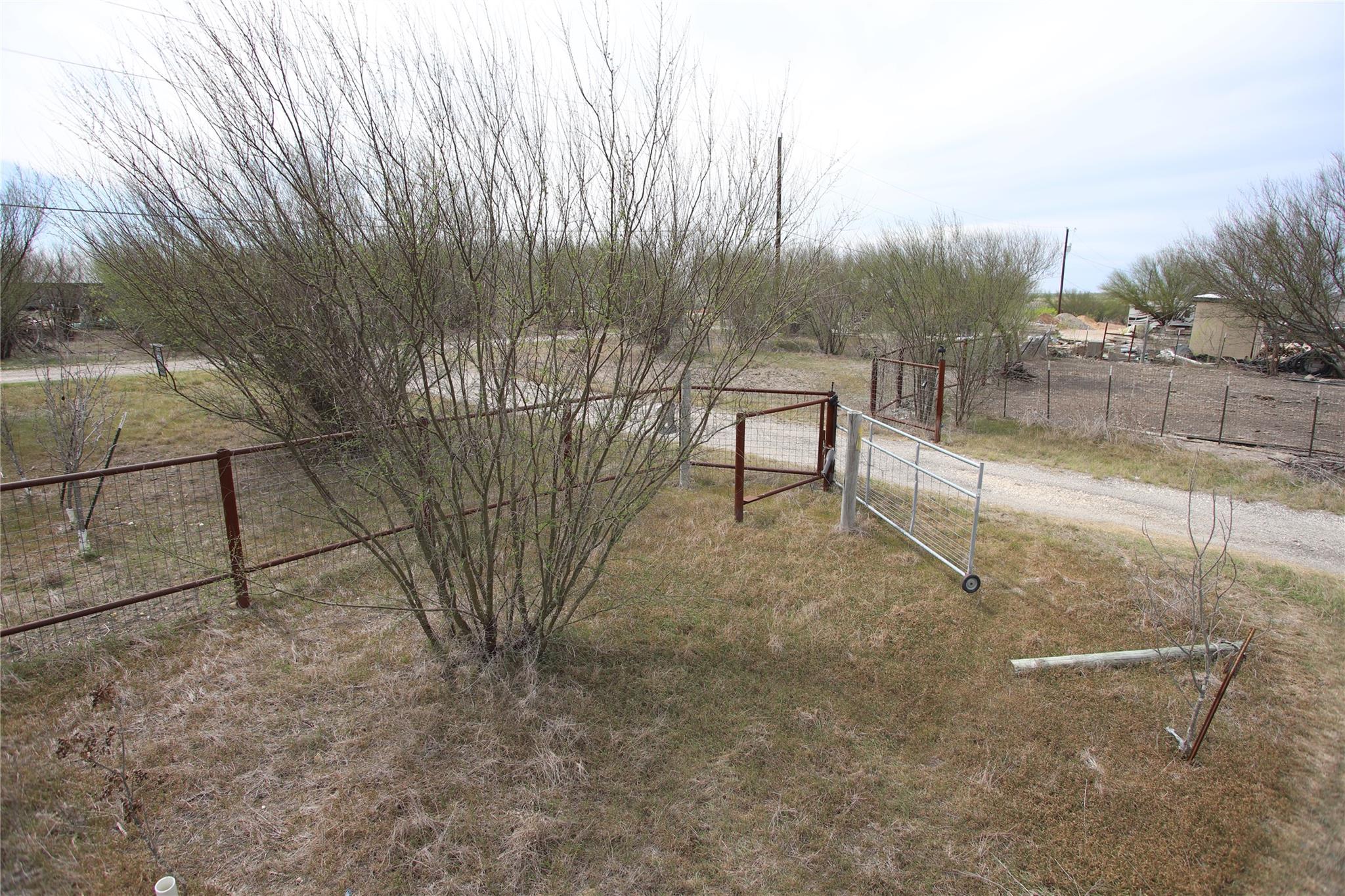 1205 Graef Rd # B, Kyle, TX 78640