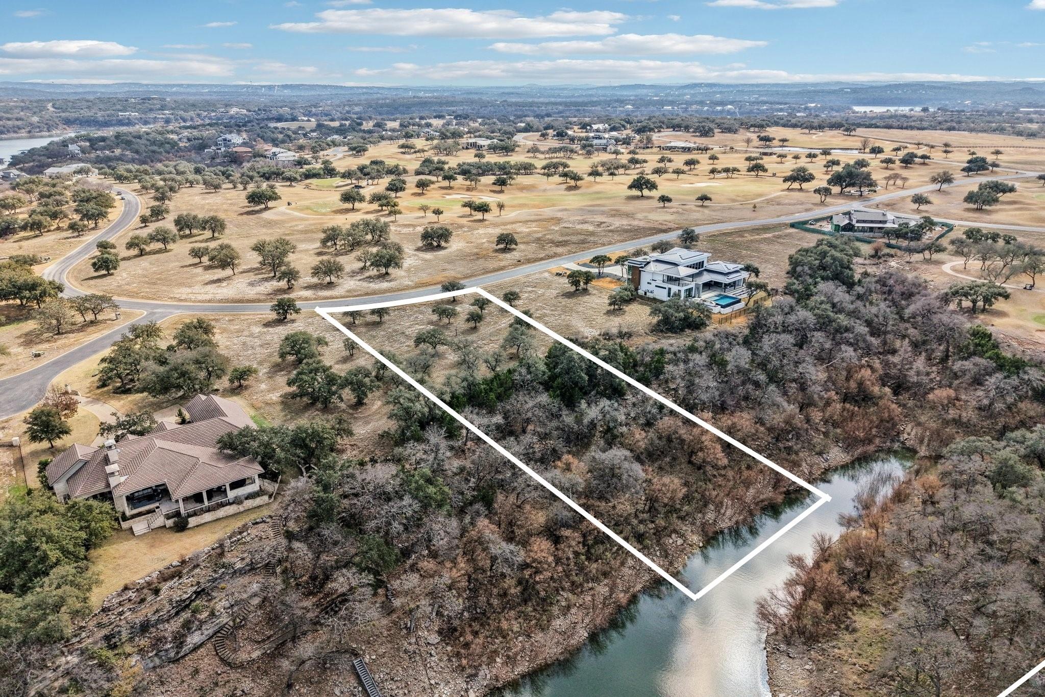 3100 Kahala Sunset Dr, Spicewood, TX 78669