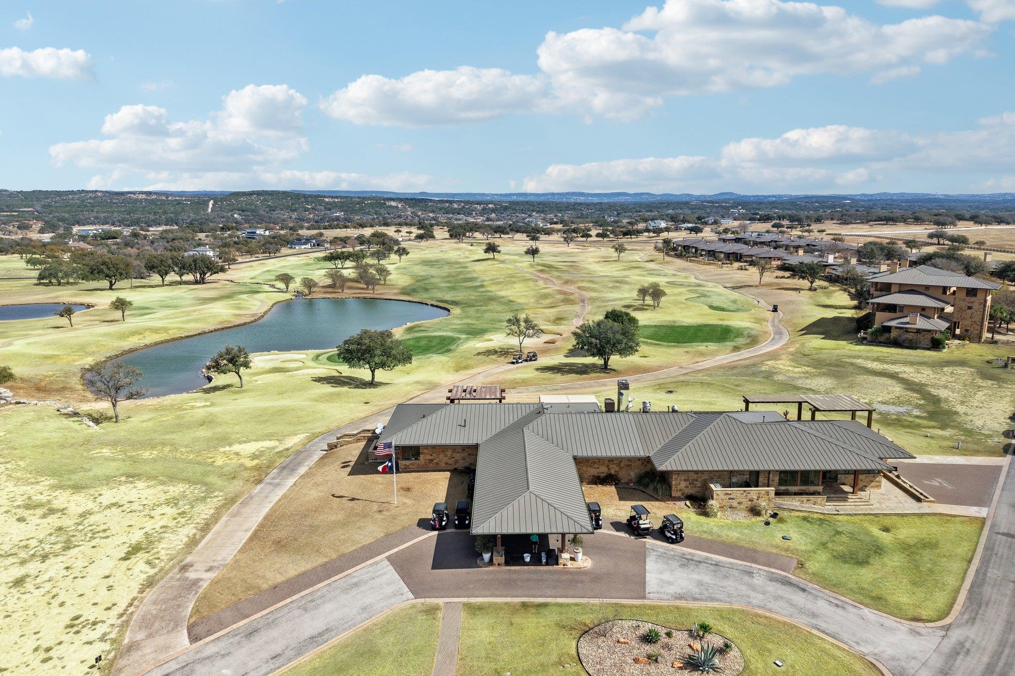 3100 Kahala Sunset Dr, Spicewood, TX 78669