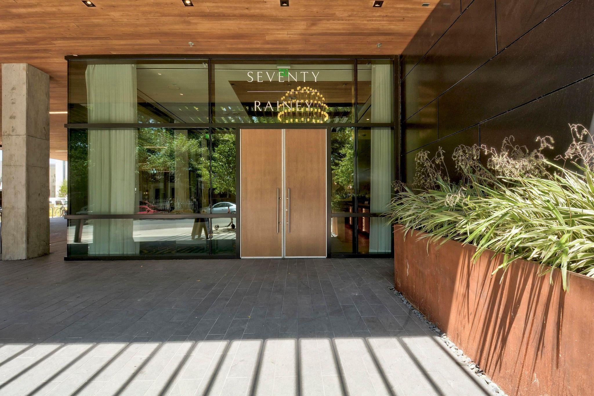 70 Rainey St # 1908, Austin, TX 78701