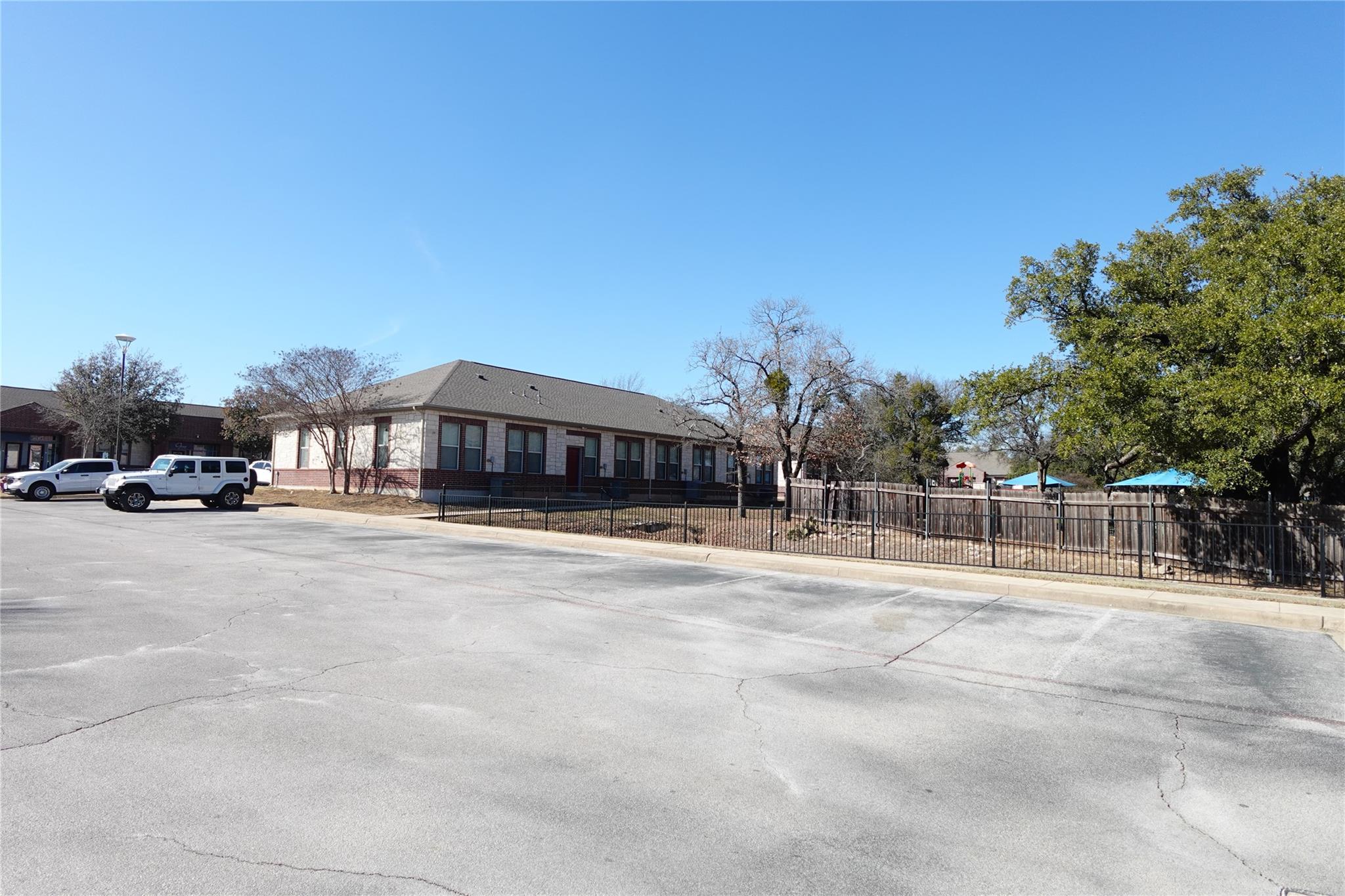 201 S Lakeline Blvd # 102, Cedar Park, TX 78613