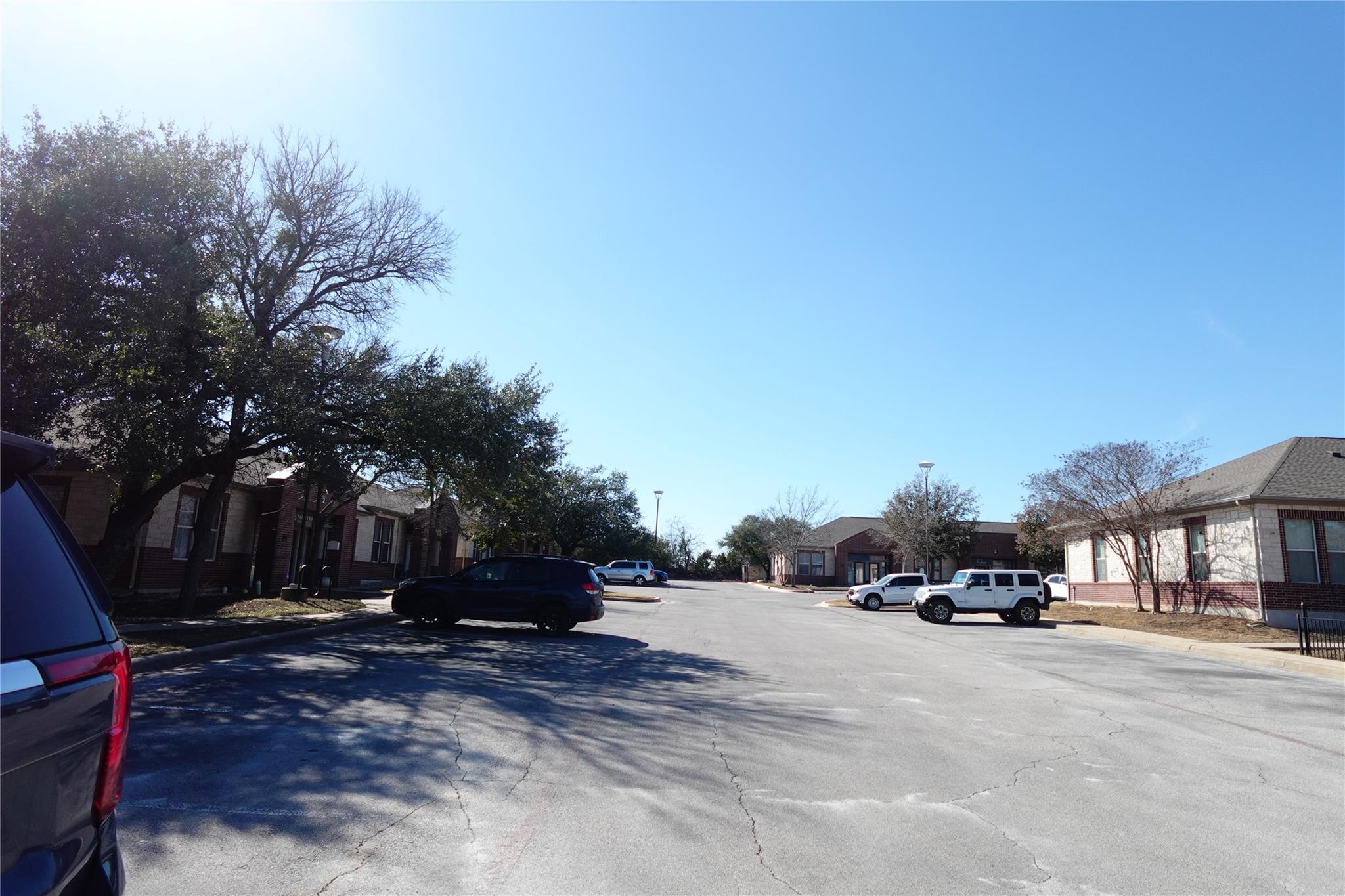 201 S Lakeline Blvd # 102, Cedar Park, TX 78613