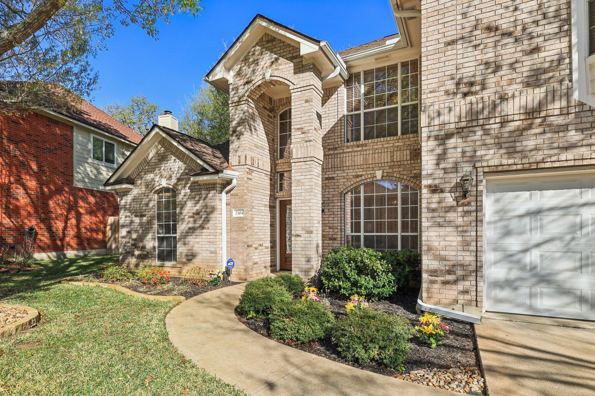 2304 Oak Springs Cv, Round Rock, TX 78681