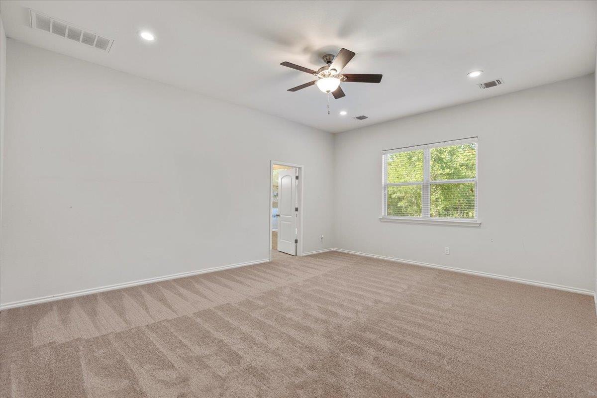 163 Puu Waa Waa Ln, Bastrop, TX 78602