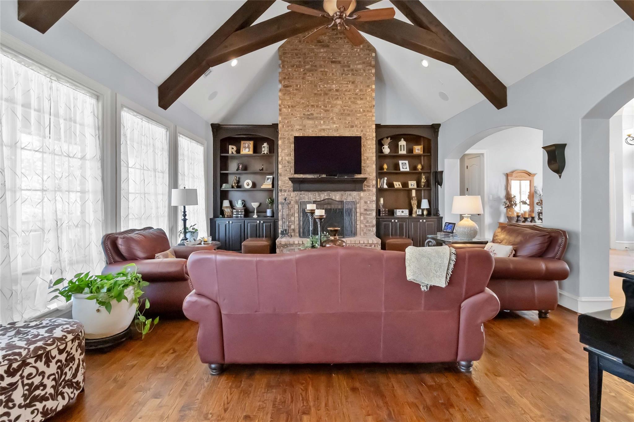 192 Wagon Way, Bastrop, TX 78602