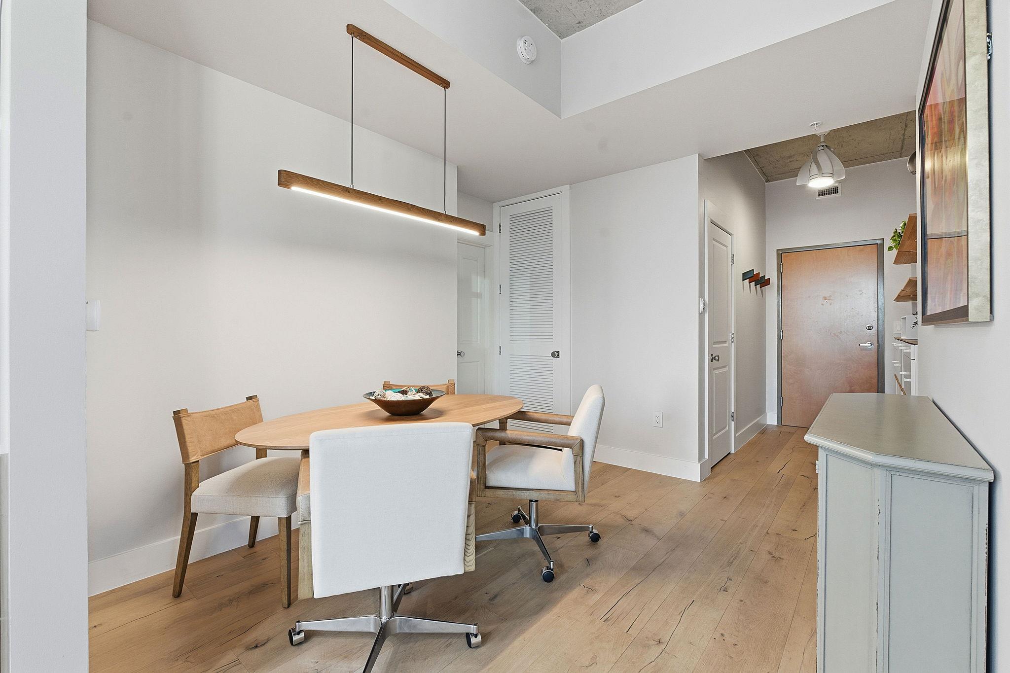 360 Nueces St # 1217, Austin, TX 78701