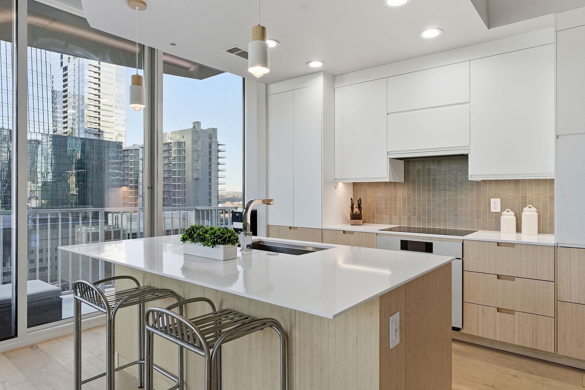 360 Nueces St # 1217, Austin, TX 78701