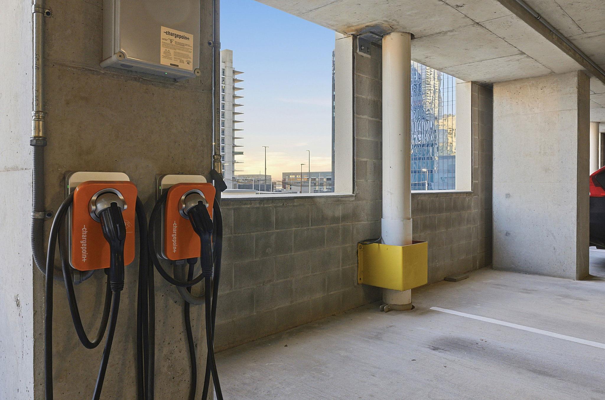 360 Nueces St # 1217, Austin, TX 78701