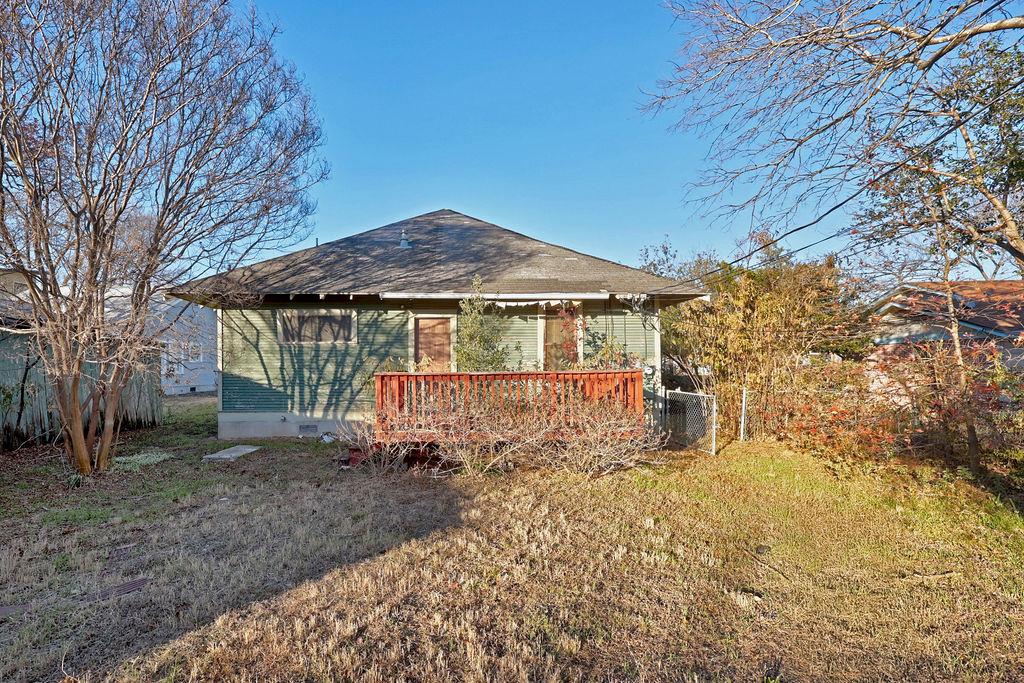 809 E 45th 1/2 St, Austin, TX 78751