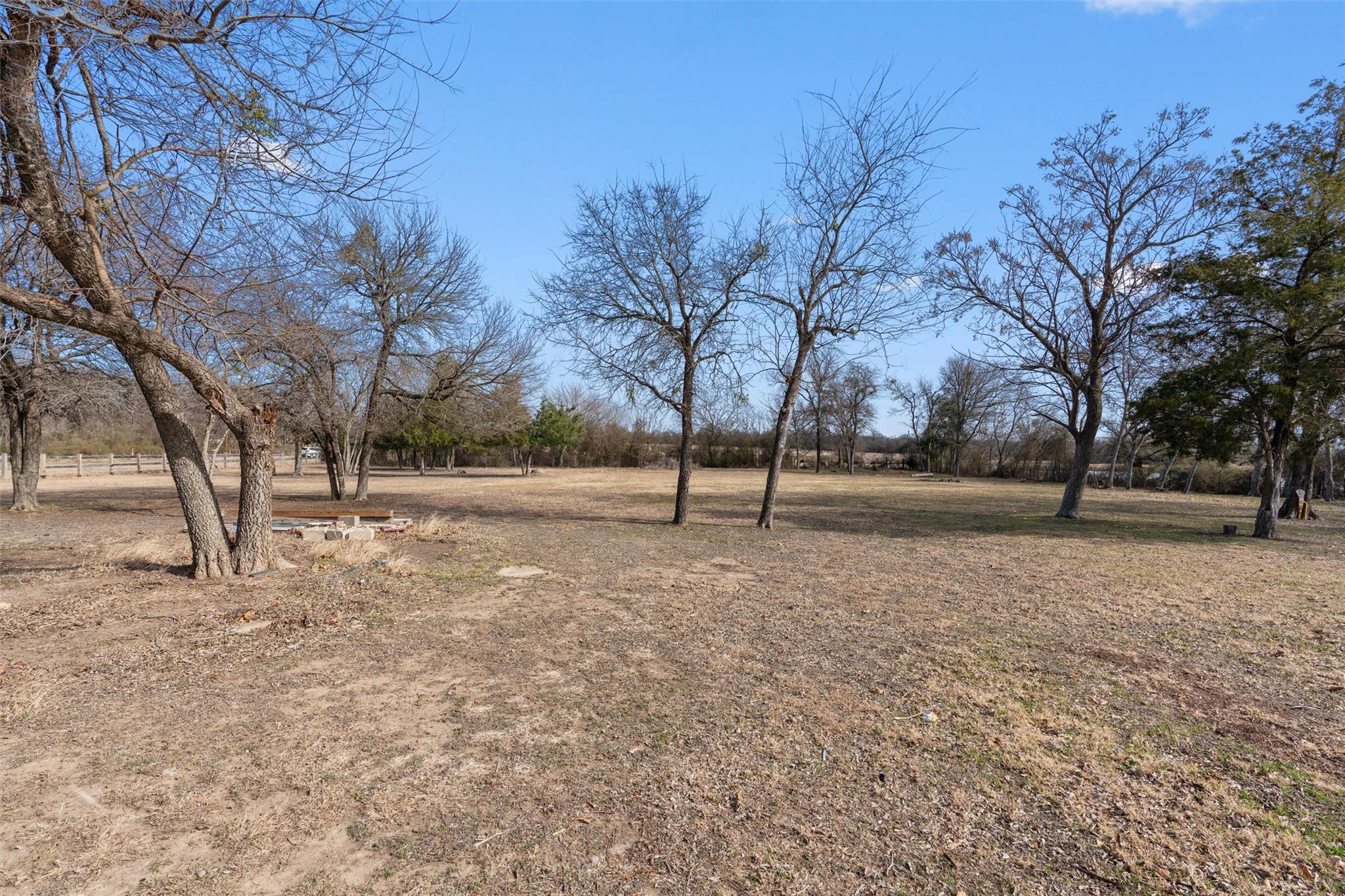 8889 N Fm 487, Rockdale, TX 76567