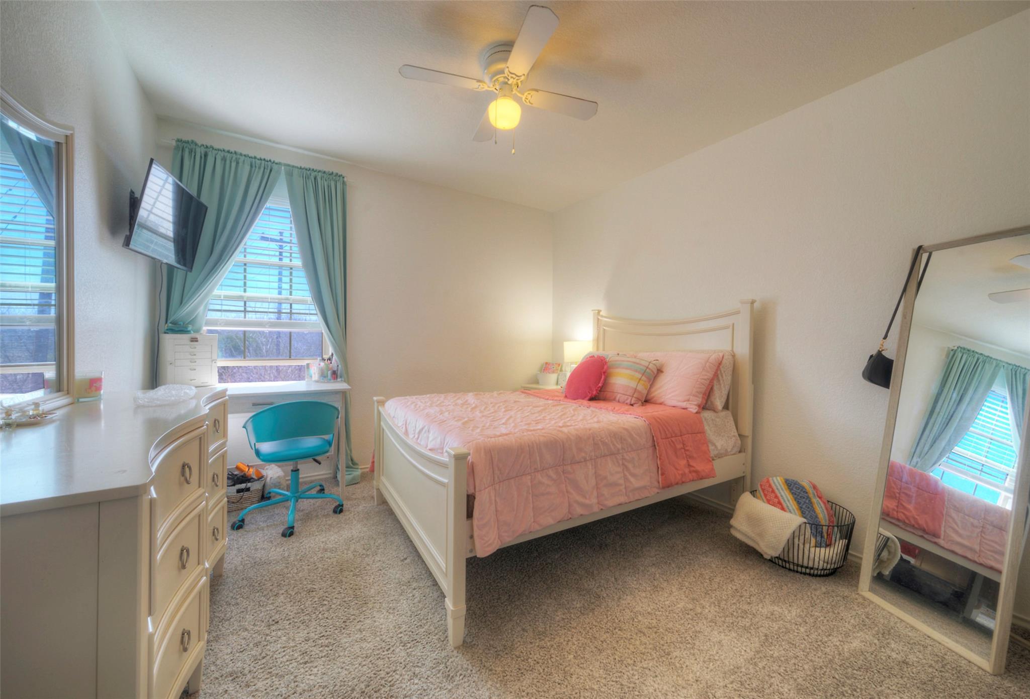 370 Holly Grove St, Kyle, TX 78640