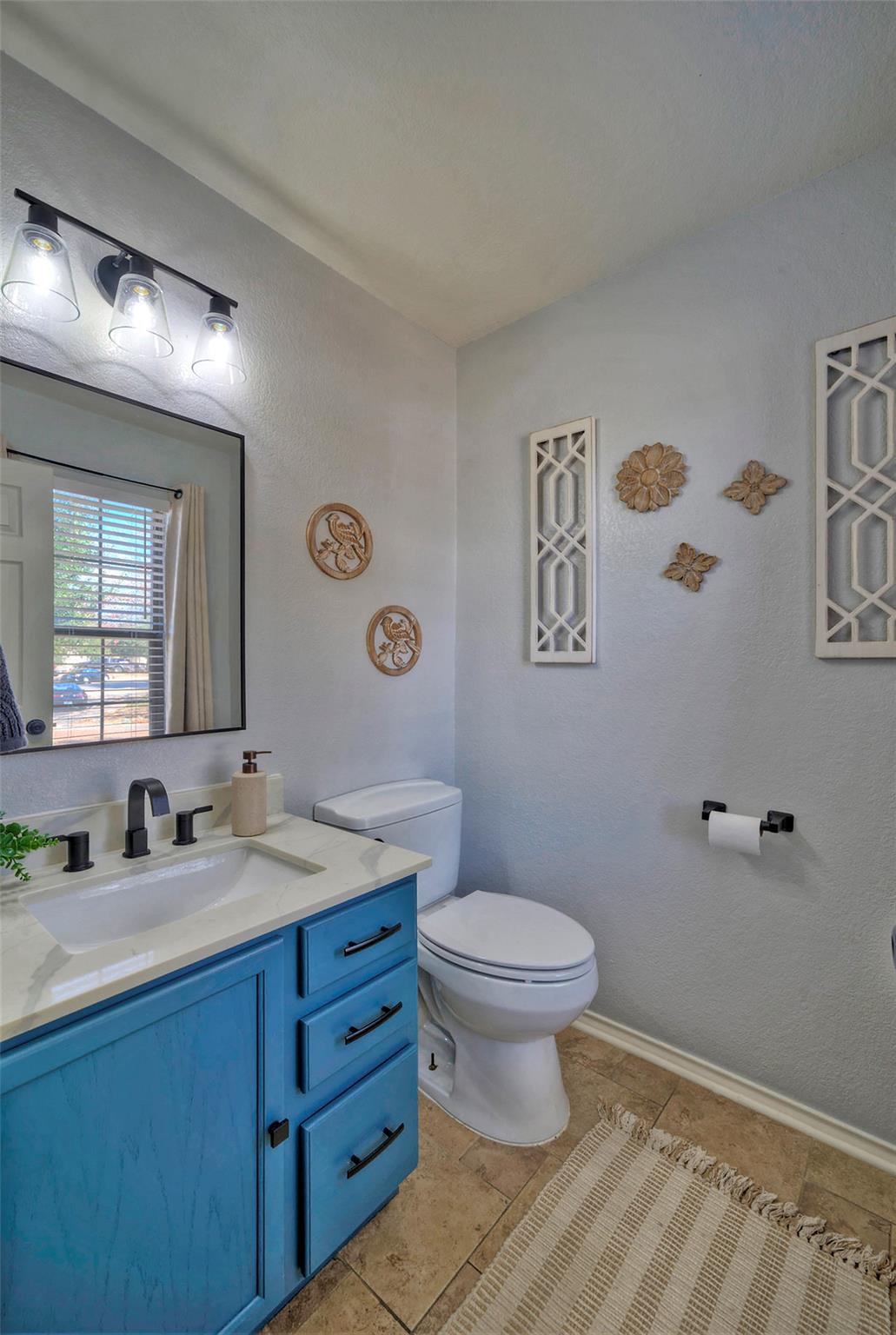 370 Holly Grove St, Kyle, TX 78640