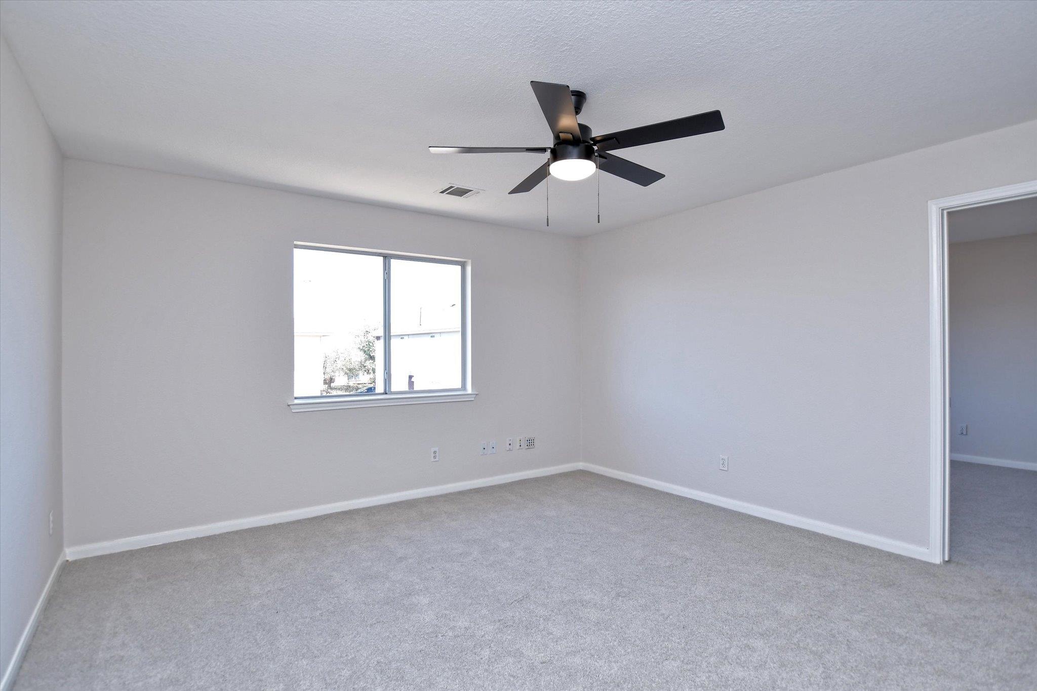 1004 Terra St, Round Rock, TX 78665