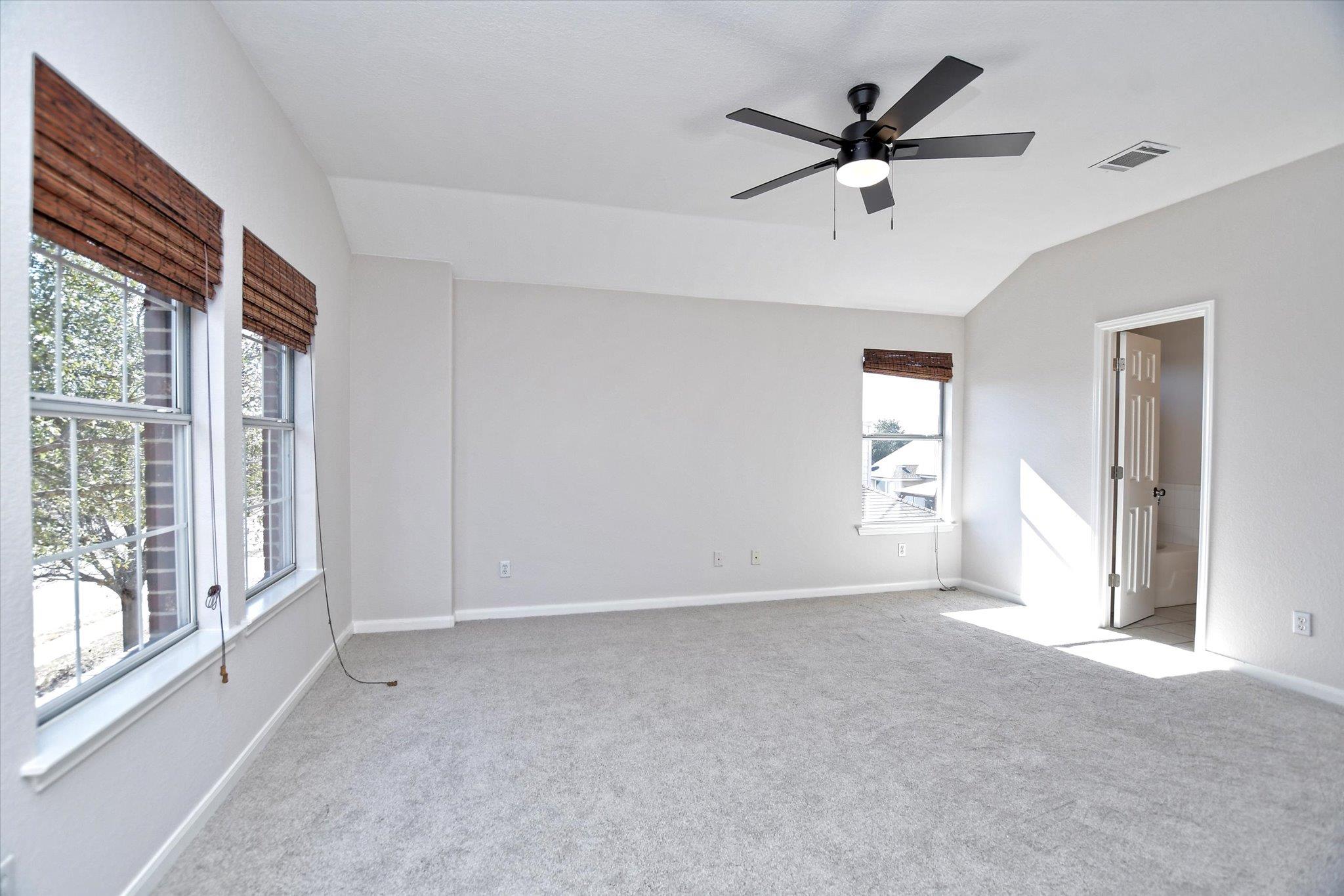 1004 Terra St, Round Rock, TX 78665