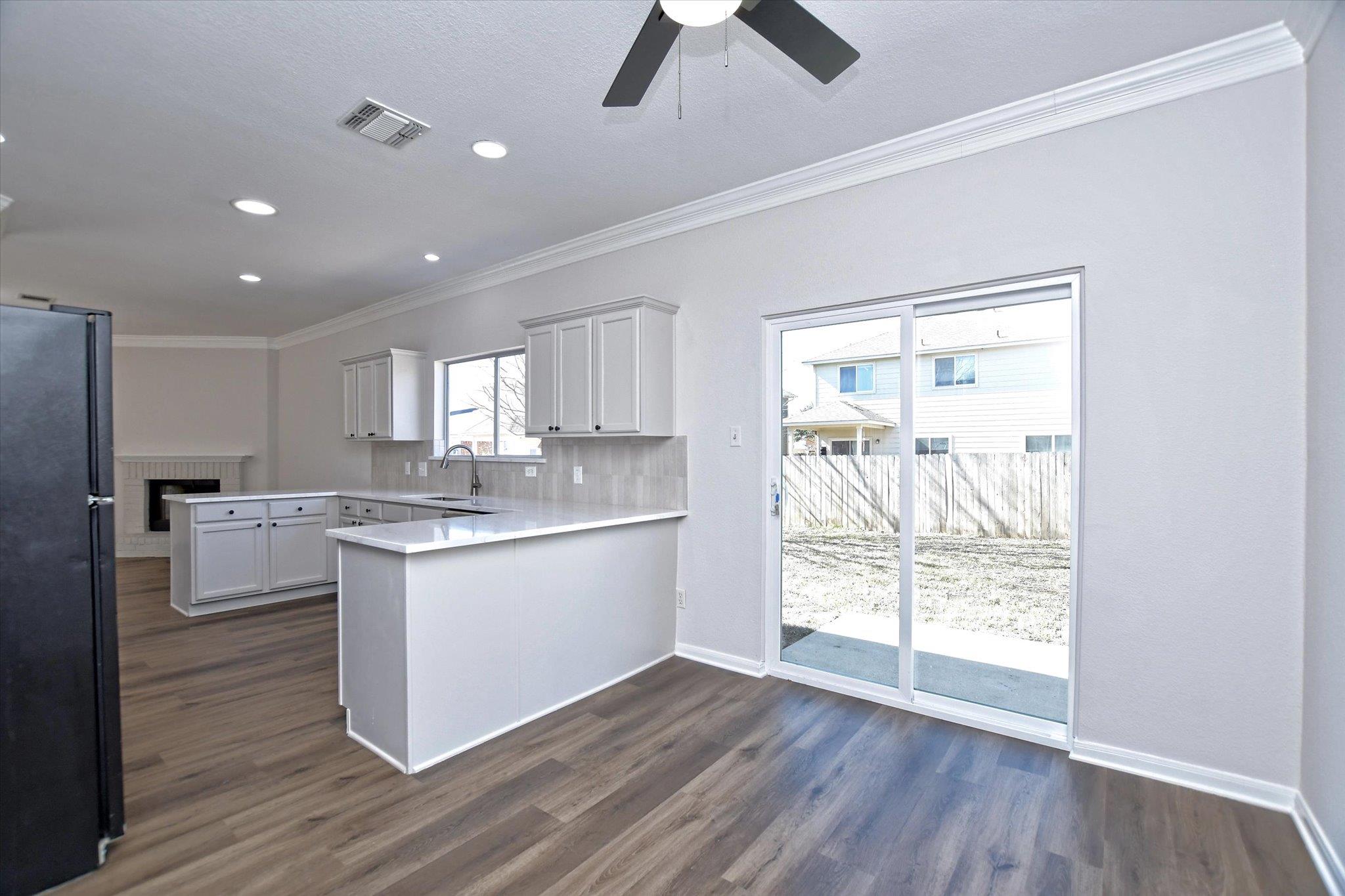 1004 Terra St, Round Rock, TX 78665