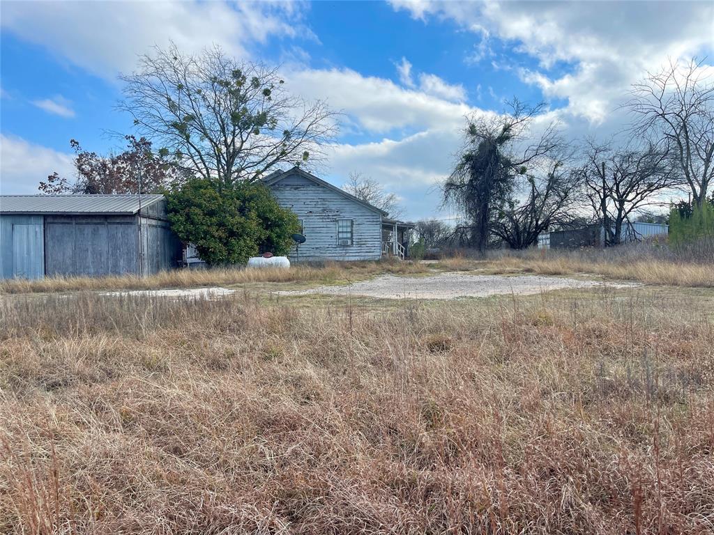 333 Spring Valley St, Hutto, TX 78634