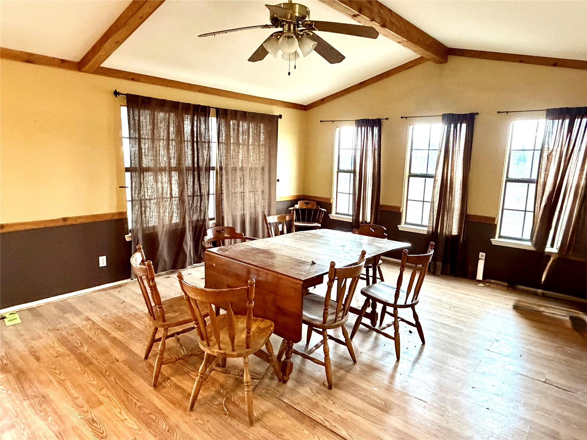 333 Spring Valley St, Hutto, TX 78634