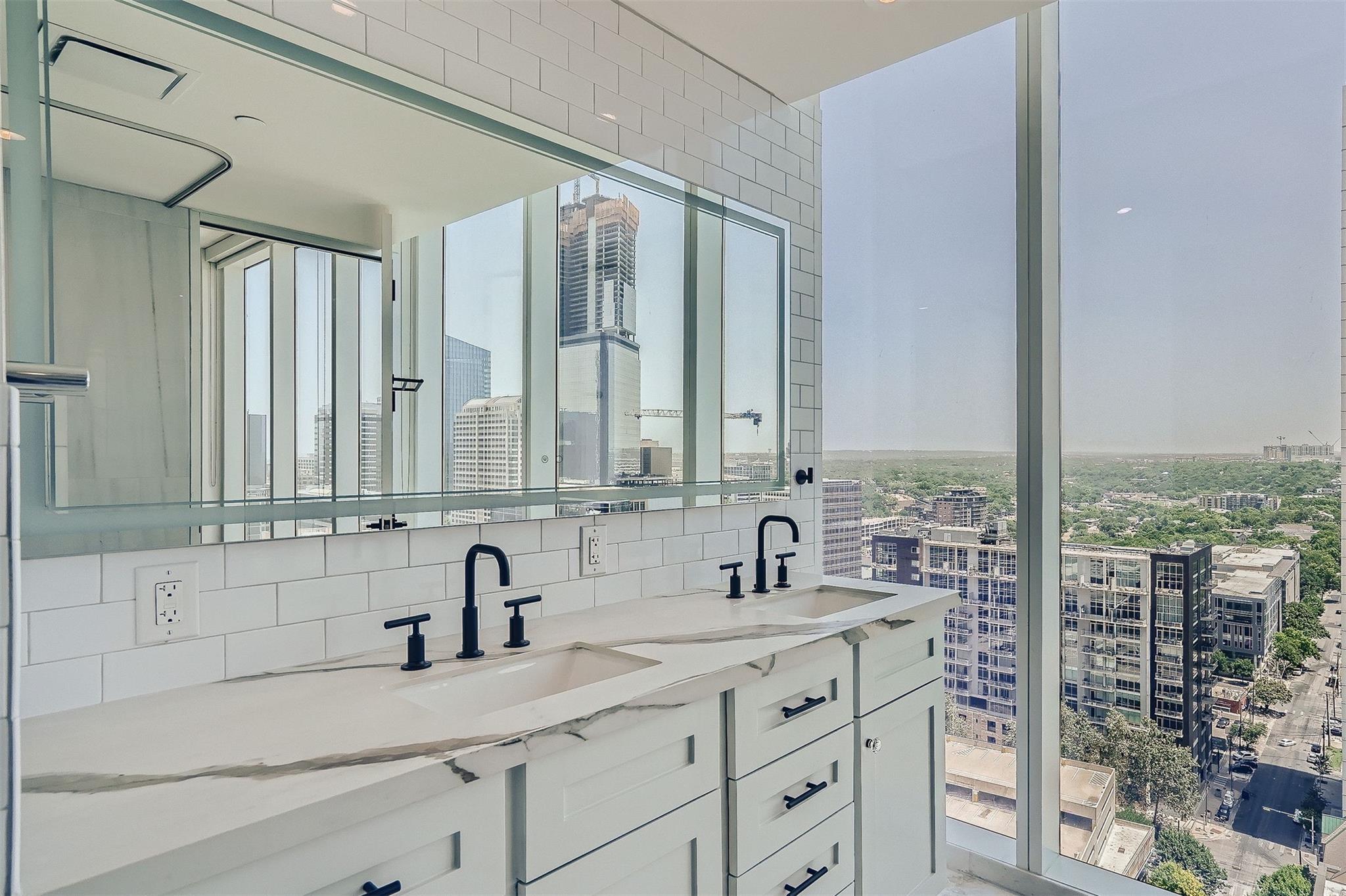 301 West Ave # 2101, Austin, TX 78701