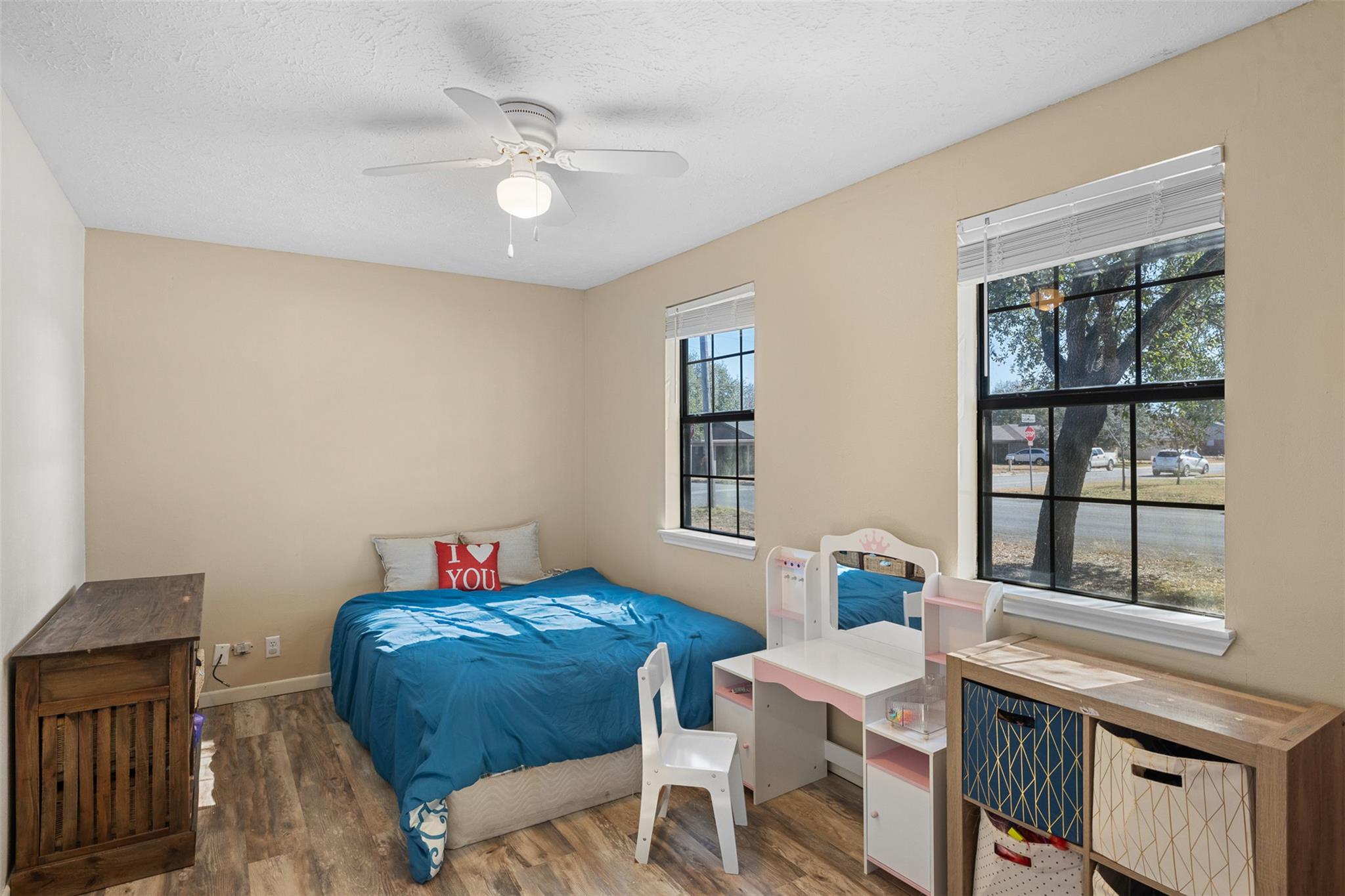 1479 E Hempstead St, Giddings, TX 78942