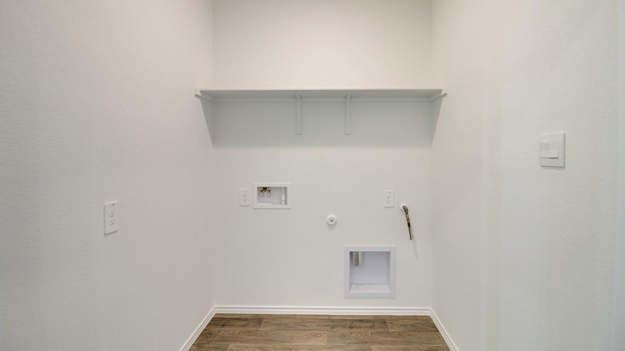 169 B HARRISON Xing, Uhland, TX 78640