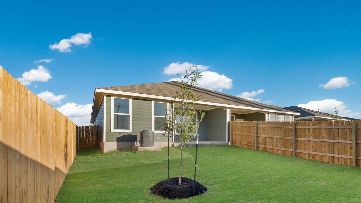 169 B HARRISON Xing, Uhland, TX 78640