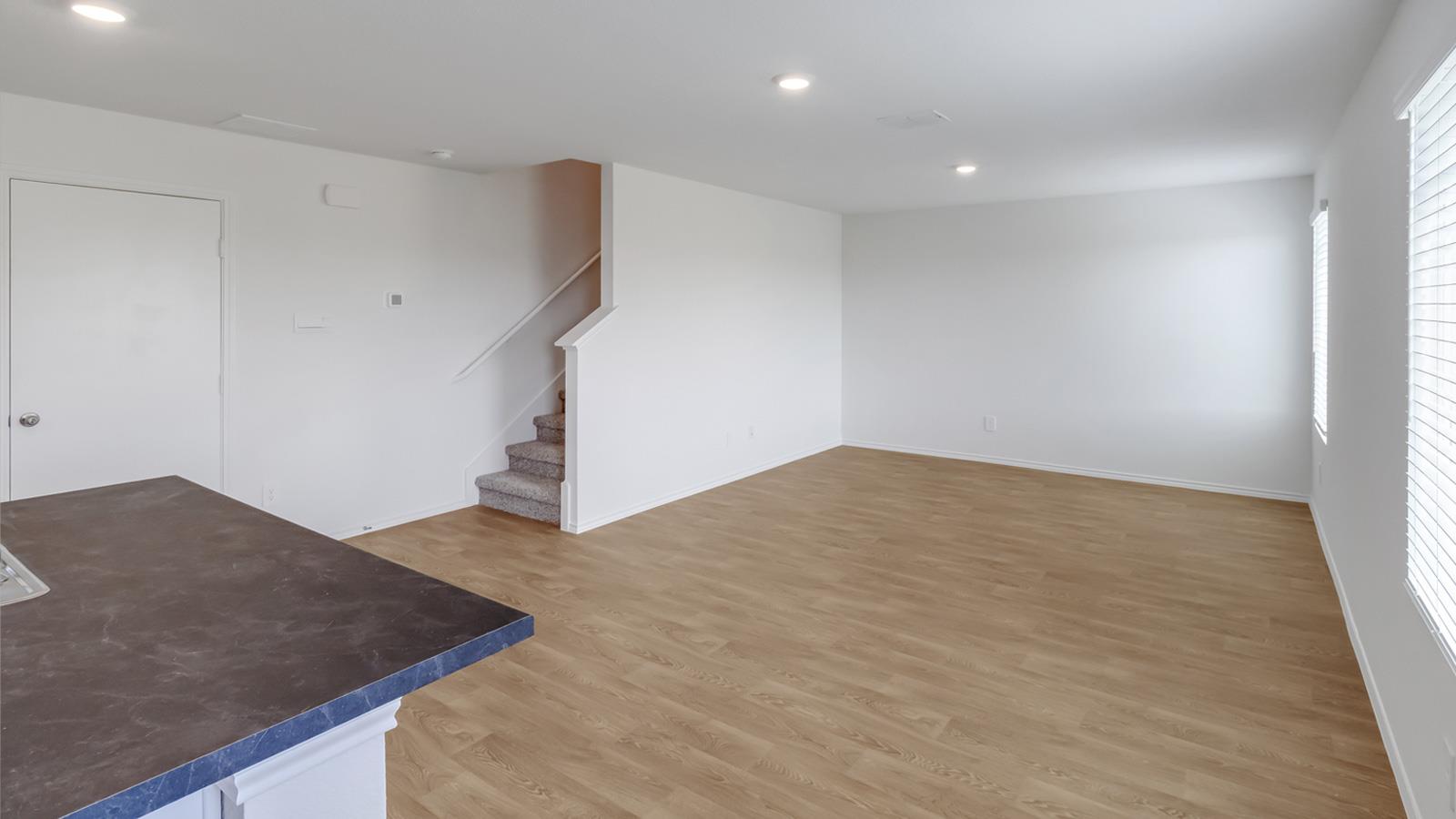 140 Schuenemann Way, Uhland, TX 78640