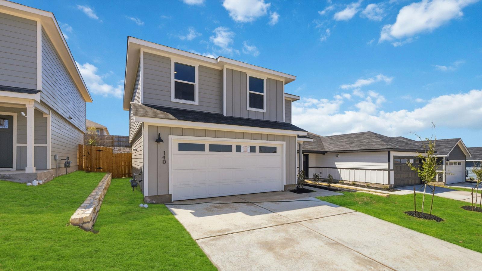 140 Schuenemann Way, Uhland, TX 78640